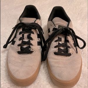 Adidas Businetz Men’s Sz 10.5